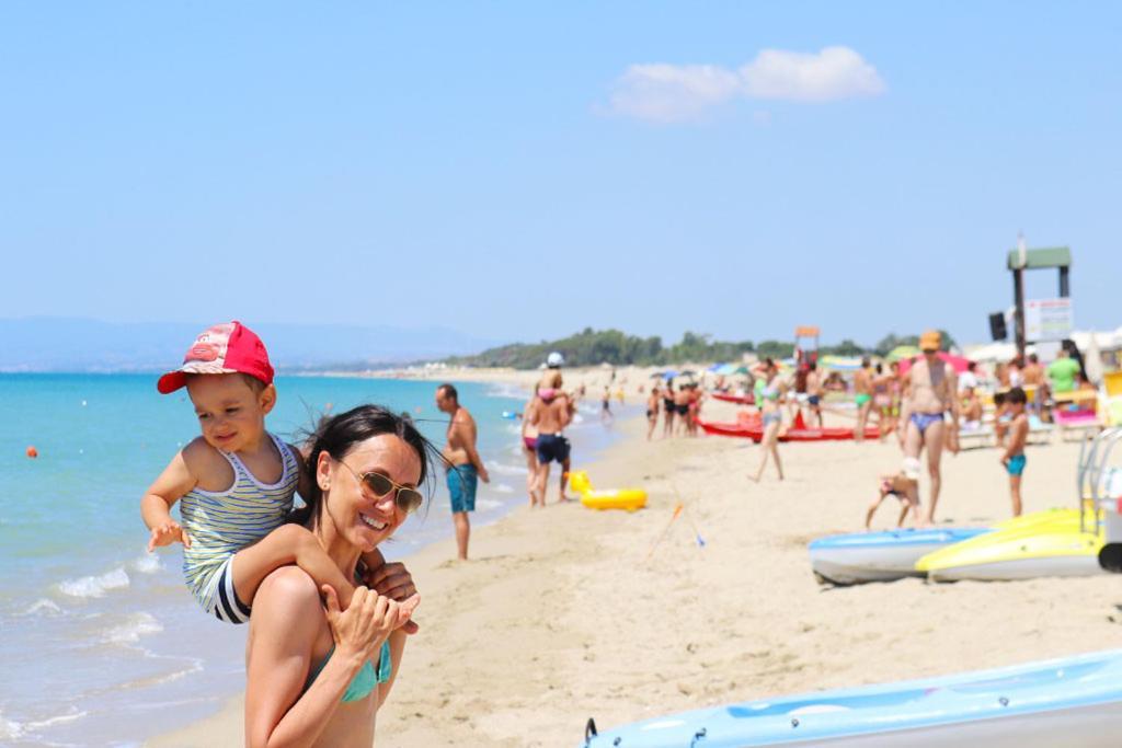 Nirvana Club Village บอตริเชลโล ภายนอก รูปภาพ